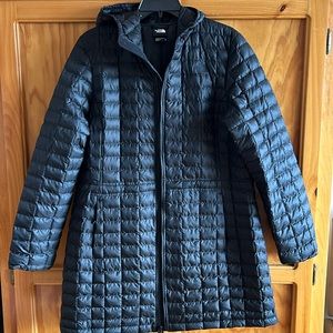 Warm Women’s Northface Jacket